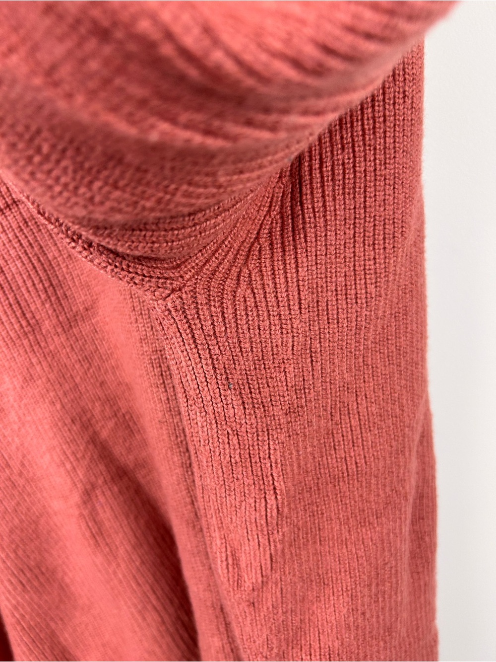 lululemon Merino Wool Blend Oversized Sweater Briar Rose Size 12 - Picture 9 of 14